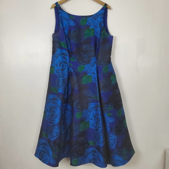 Adrianna Papell Dresses & Skirts - Adrianna Papell Jacquard fit and flare dress, 14W *FLAW*